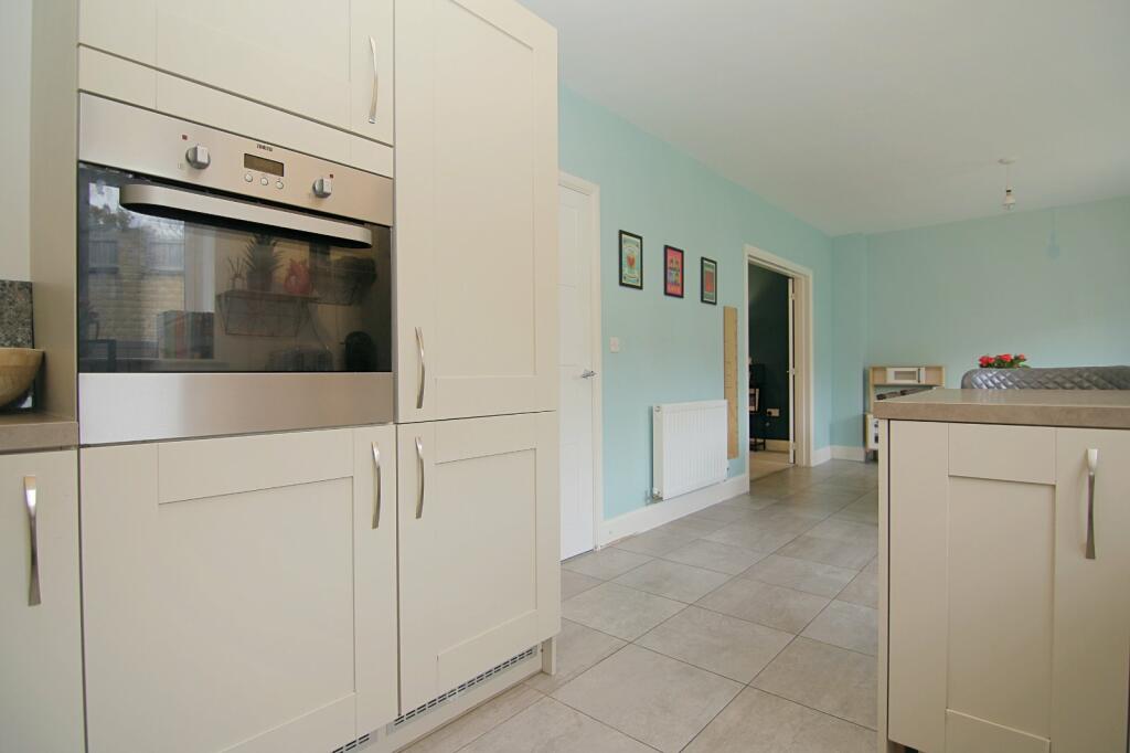Additional property image - Dobson Rise, Apperley Bridge, Bradford, BD10