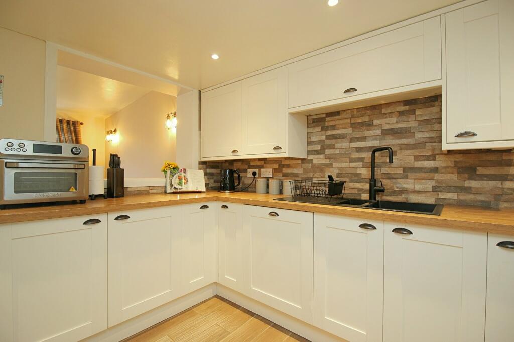 Additional property image - Westfield Lane, Wrose, Shipley, BD18