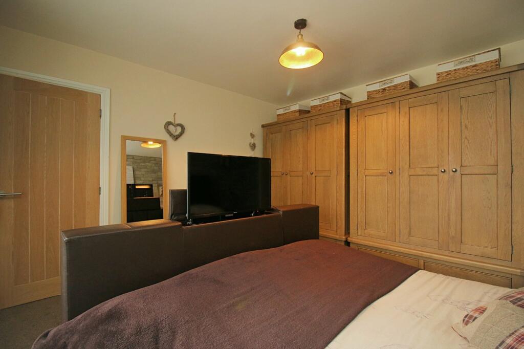 Additional property image - Westfield Lane, Wrose, Shipley, BD18