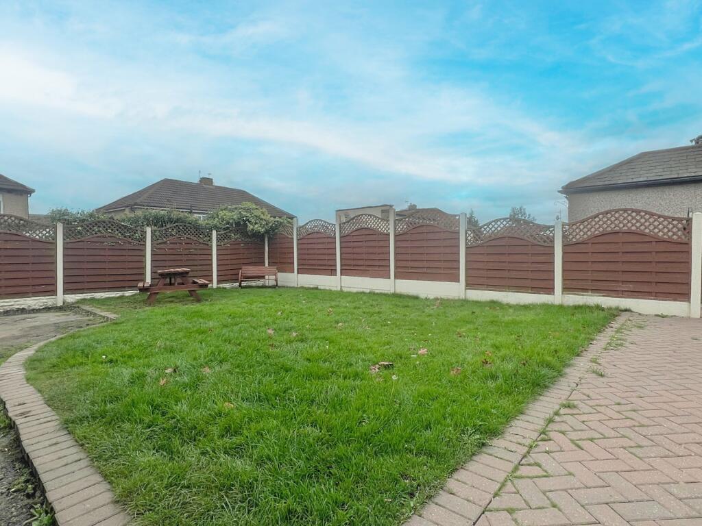 Additional property image - Westfield Lane, Wrose, Shipley, BD18