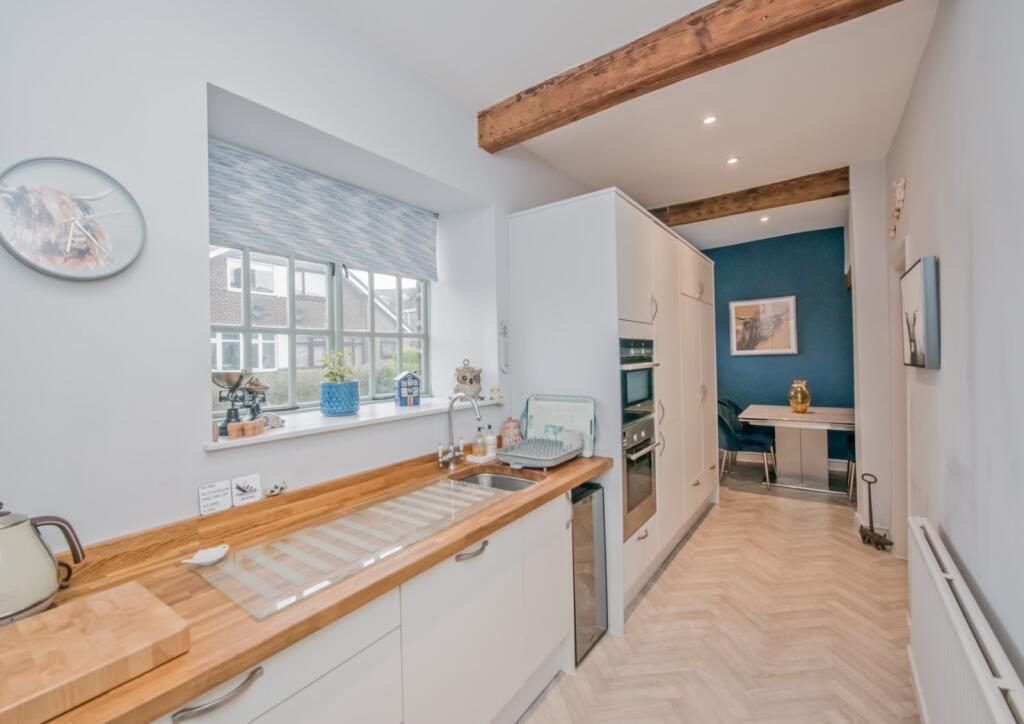 Additional property image - Windhill Old Road, Thackley, Bradford, BD10