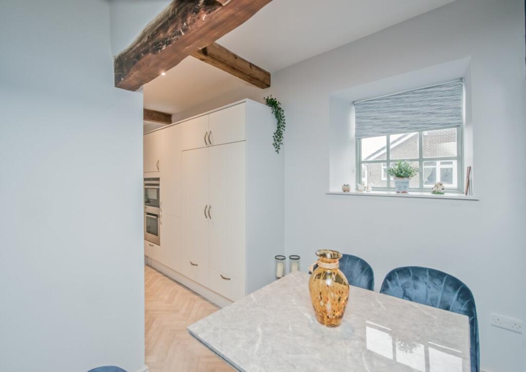 Additional property image - Windhill Old Road, Thackley, Bradford, BD10