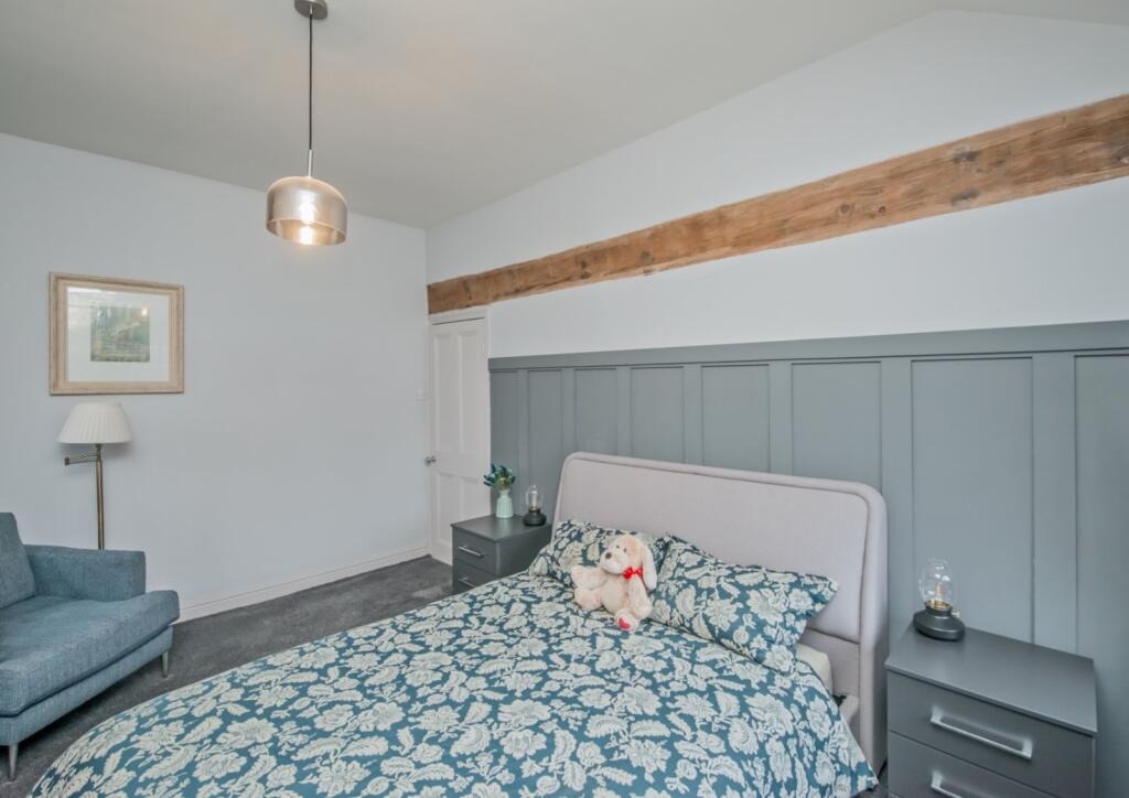 Additional property image - Windhill Old Road, Thackley, Bradford, BD10