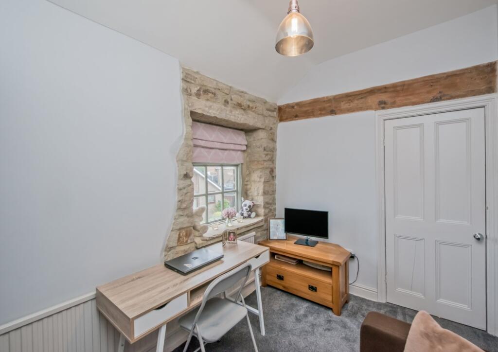 Additional property image - Windhill Old Road, Thackley, Bradford, BD10