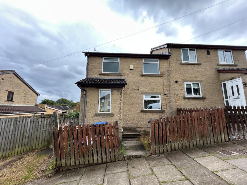 Main image of property: The Bank, Bradford, BD10
