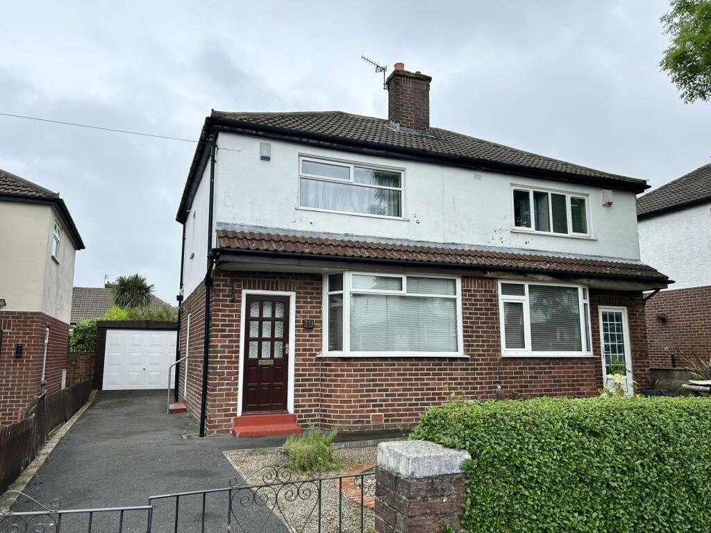 2 bedroom semidetached house for sale in Laverton Road, East Bowling