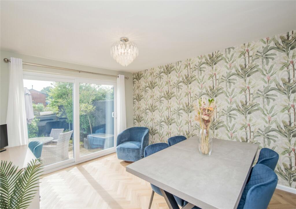 Additional property image - Brown Hill Drive, Birkenshaw, Bradford, BD11