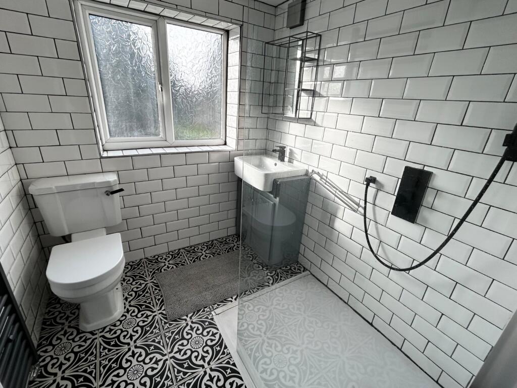Additional property image - Laverton Road, East Bowling, Bradford, BD4