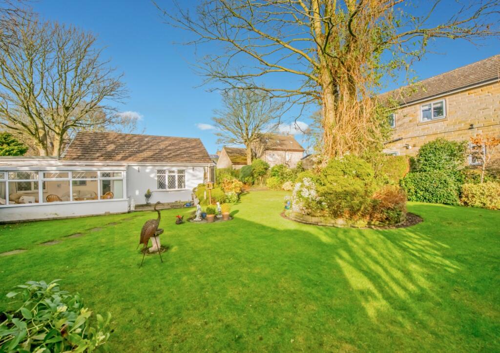 Additional property image - Moorlands Road, Birkenshaw, Bradford, West Yorkshire, BD11