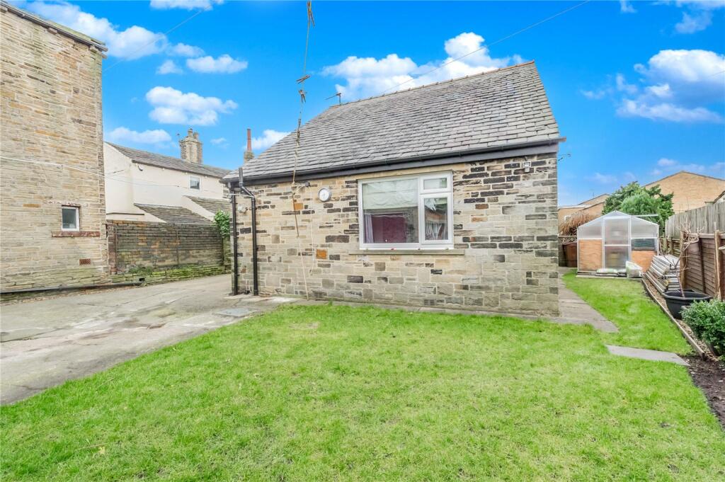 Additional property image - Knowle Lane, Wyke, West Yorkshire, BD12