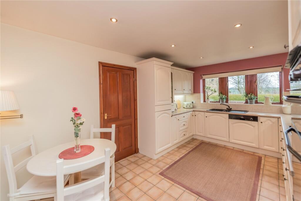 Additional property image - Hatchet Lane, Oakenshaw, Bradford, BD12