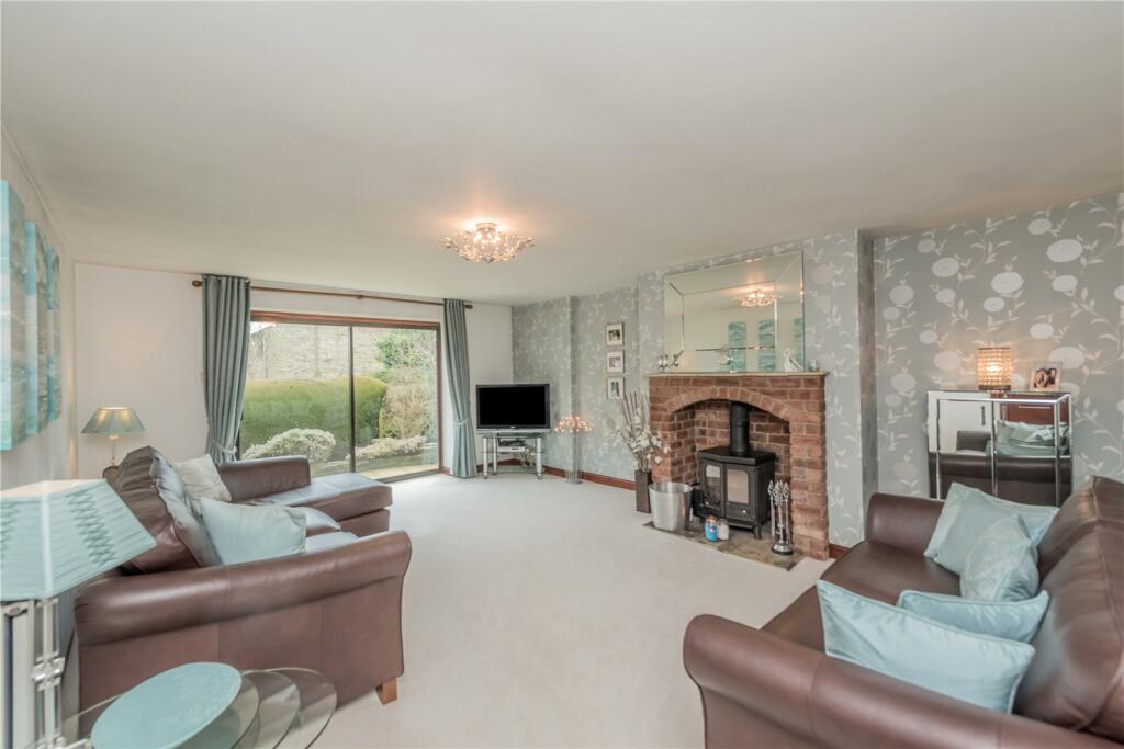 Additional property image - Hatchet Lane, Oakenshaw, Bradford, BD12