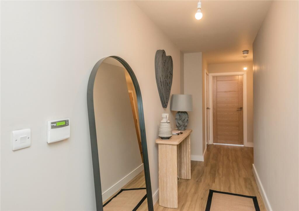 Additional property image - Spen Lane, Gomersal, Cleckheaton, BD19