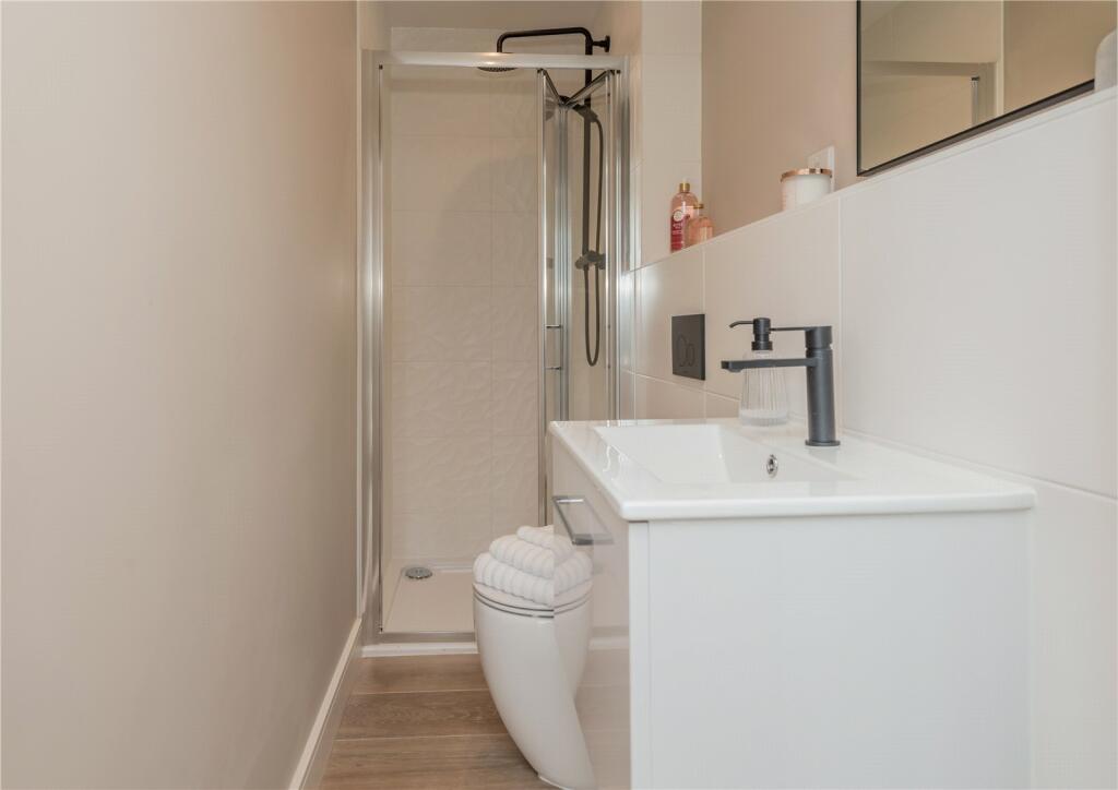 Additional property image - Spen Lane, Gomersal, Cleckheaton, BD19
