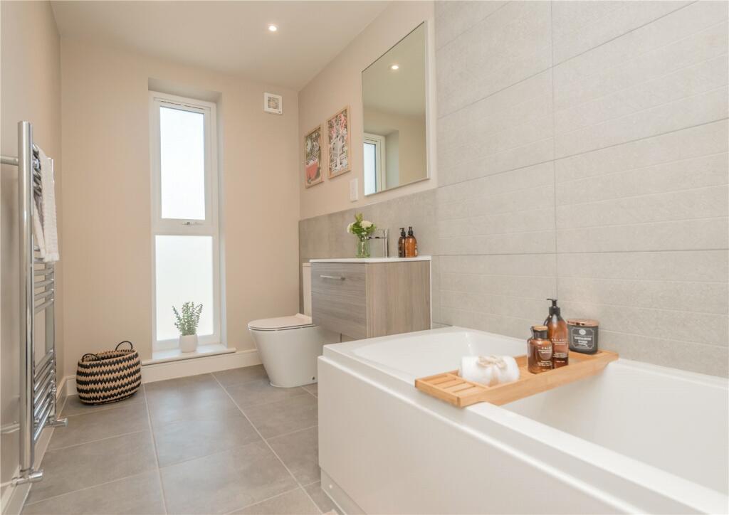 Additional property image - Spen Lane, Gomersal, Cleckheaton, BD19