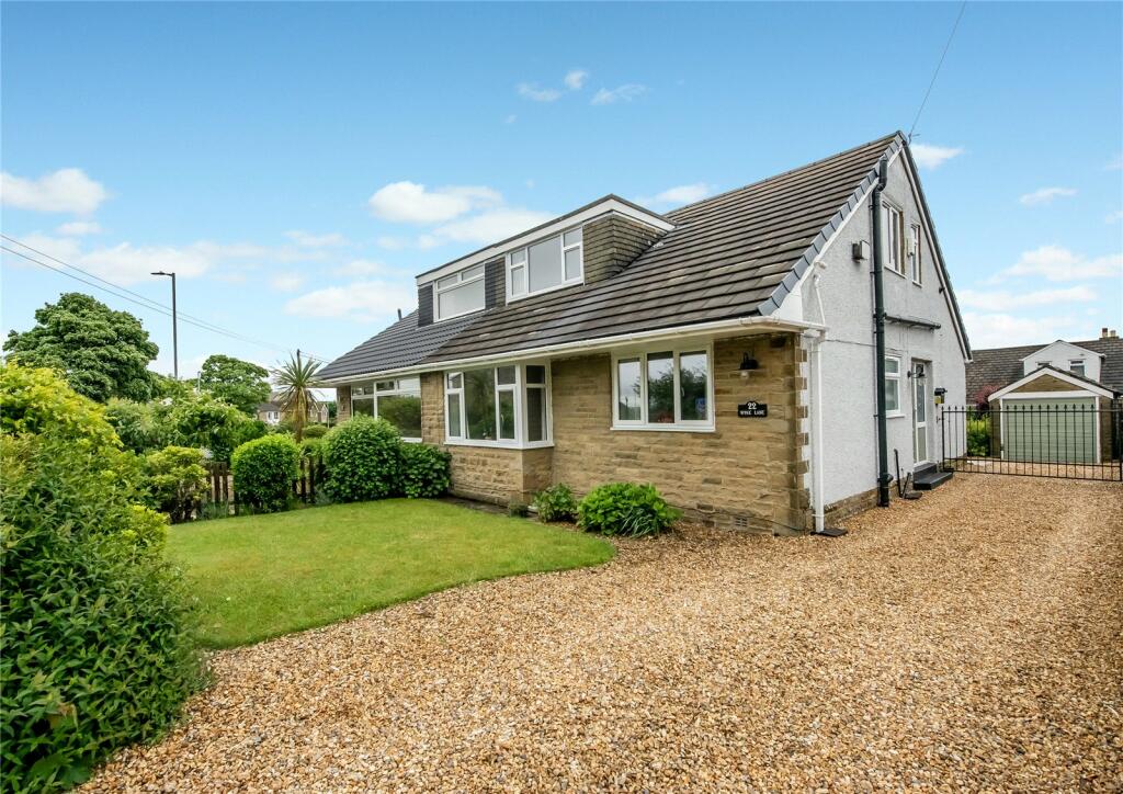 3 bedroom bungalow for sale in Wyke Lane, Wyke, Bradford, BD12
