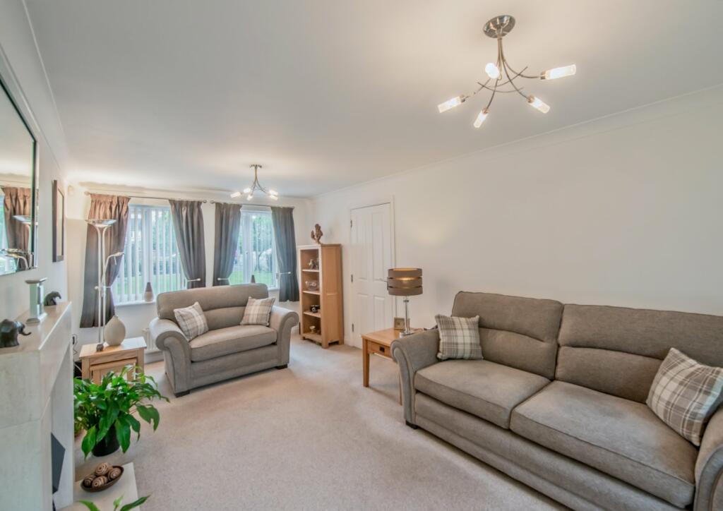 Additional property image - Wadsworth Court, Cleckheaton, BD19