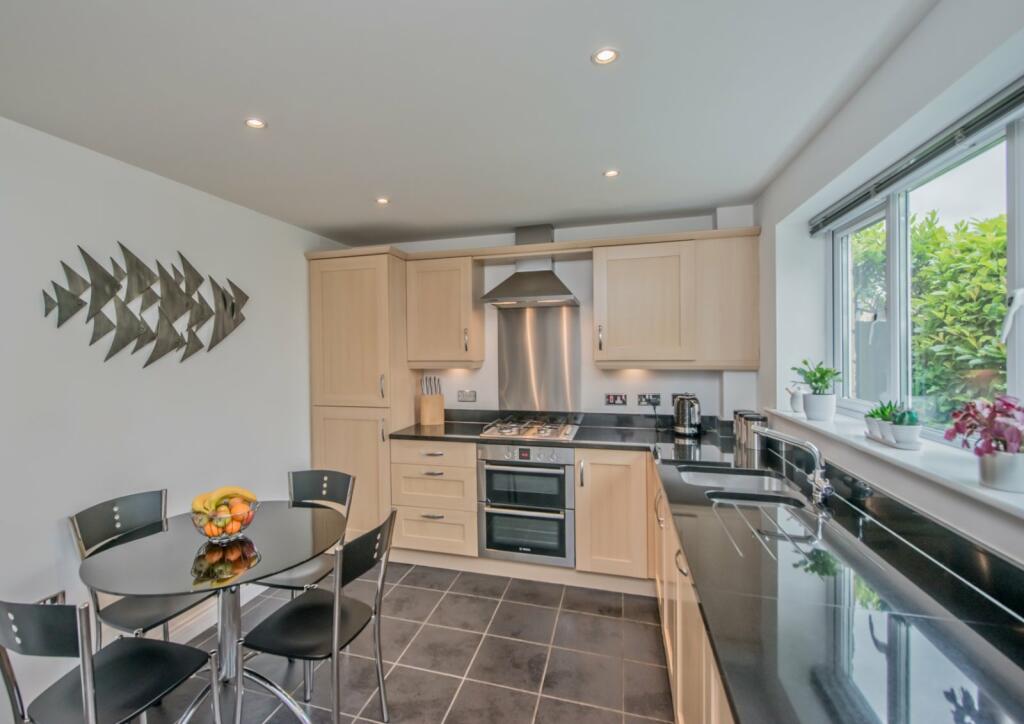 Additional property image - Wadsworth Court, Cleckheaton, BD19