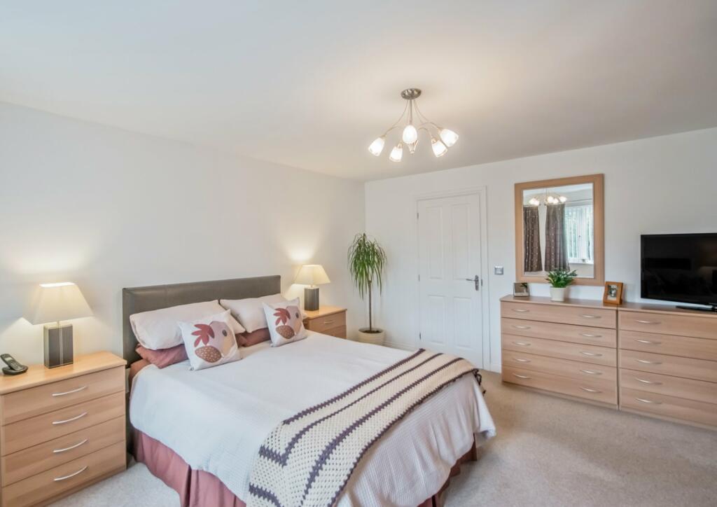 Additional property image - Wadsworth Court, Cleckheaton, BD19