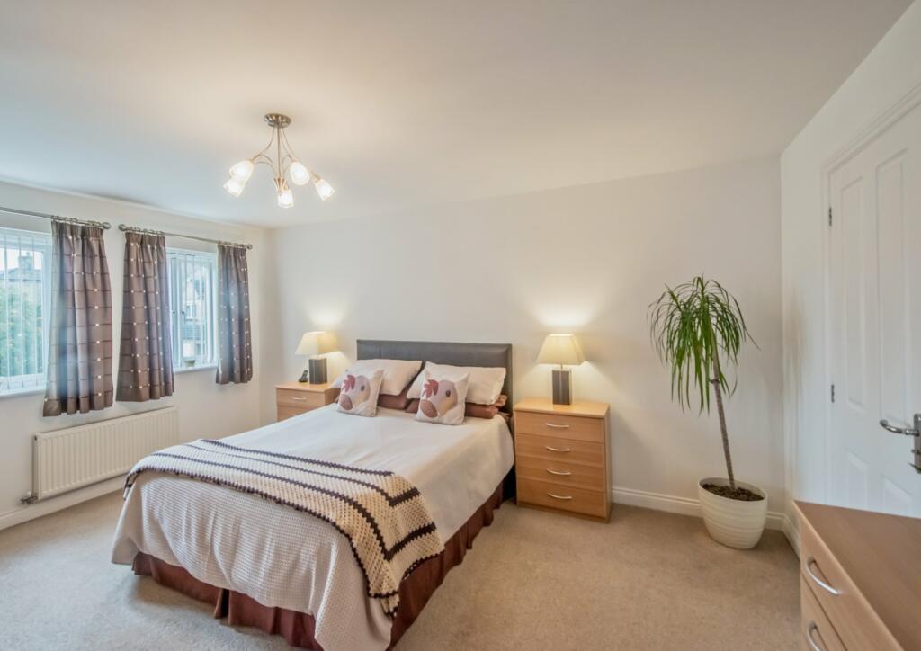 Additional property image - Wadsworth Court, Cleckheaton, BD19