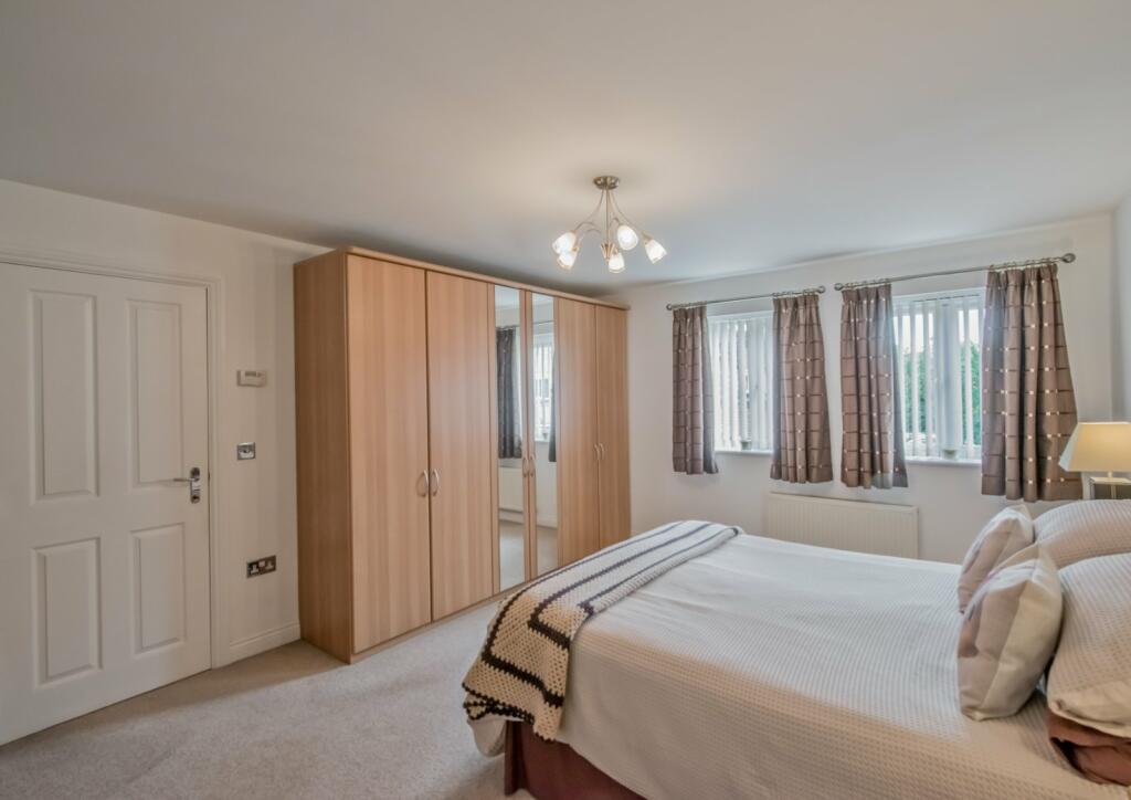 Additional property image - Wadsworth Court, Cleckheaton, BD19