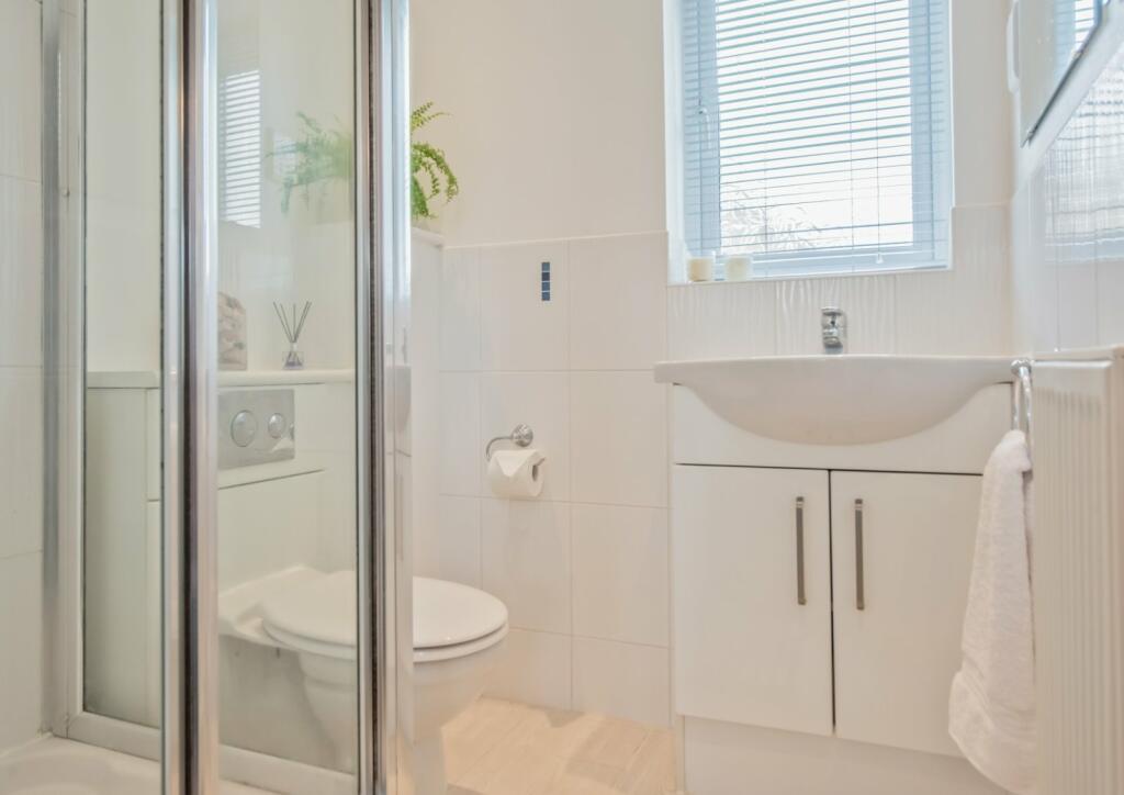 Additional property image - Wadsworth Court, Cleckheaton, BD19