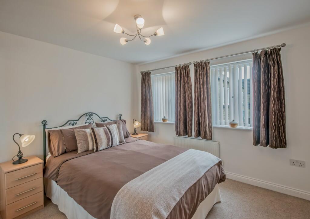 Additional property image - Wadsworth Court, Cleckheaton, BD19
