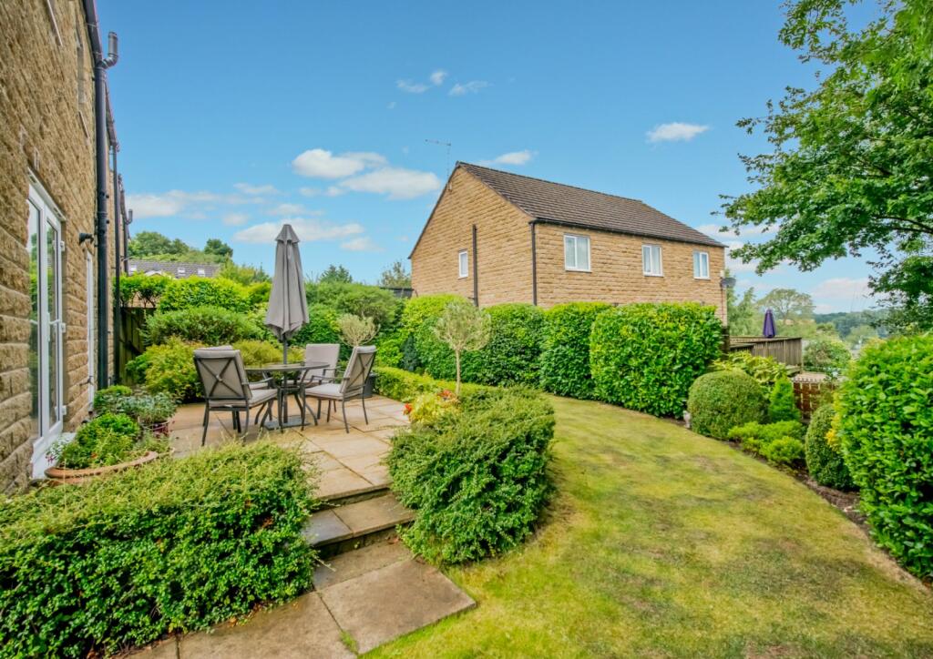 Additional property image - Wadsworth Court, Cleckheaton, BD19