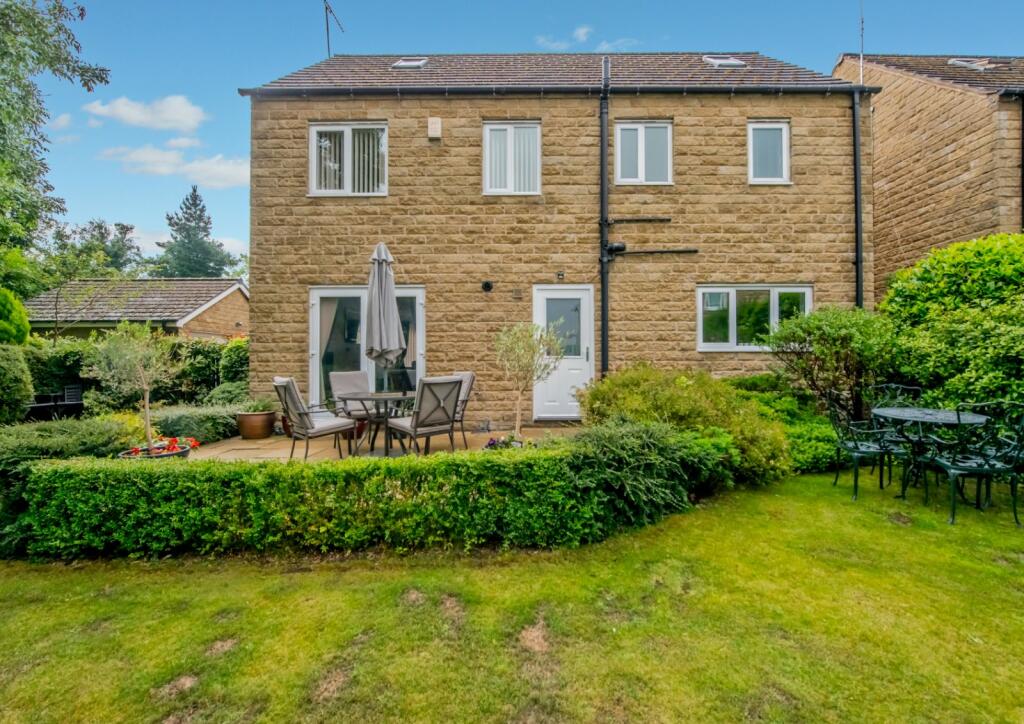Additional property image - Wadsworth Court, Cleckheaton, BD19