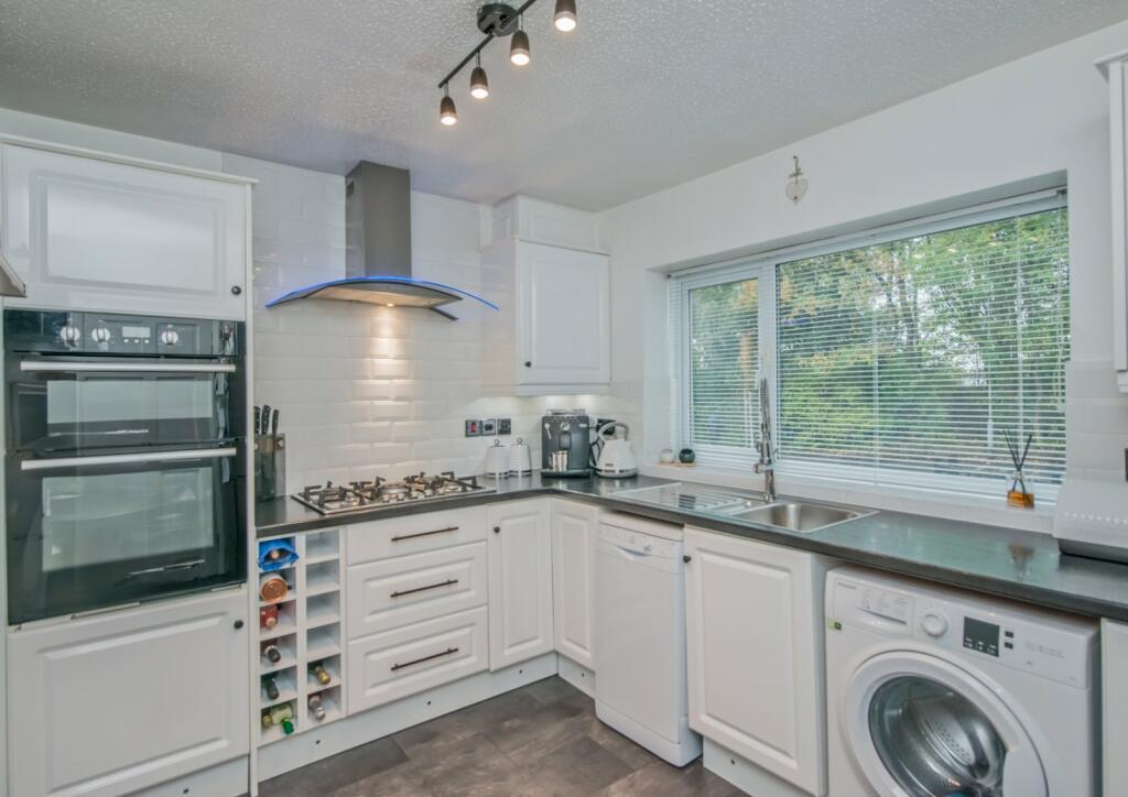 Additional property image - Whitechapel Road, Cleckheaton, BD19