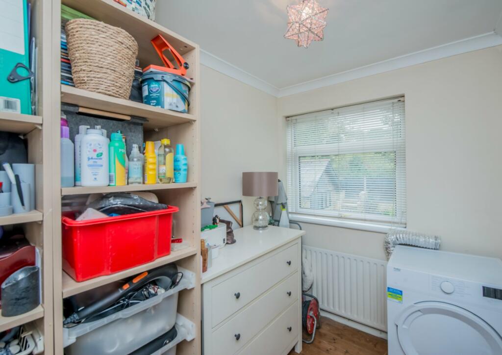 Additional property image - Bradford Road, Cleckheaton, BD19