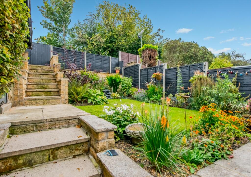 Additional property image - Bradford Road, Cleckheaton, BD19