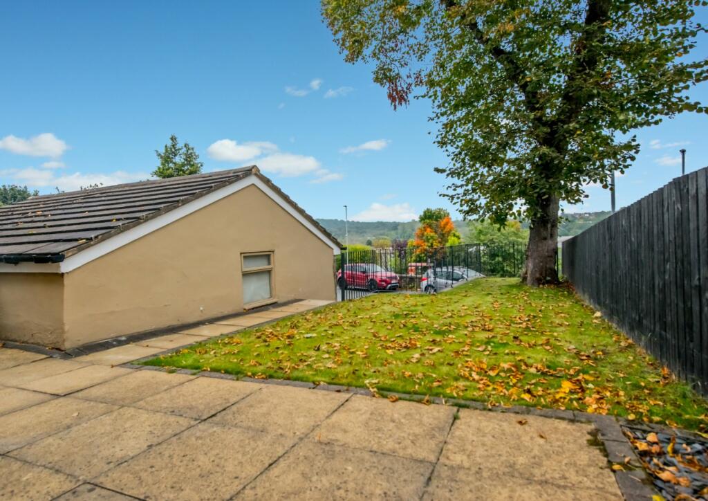 Additional property image - Bradford Road, Cleckheaton, BD19