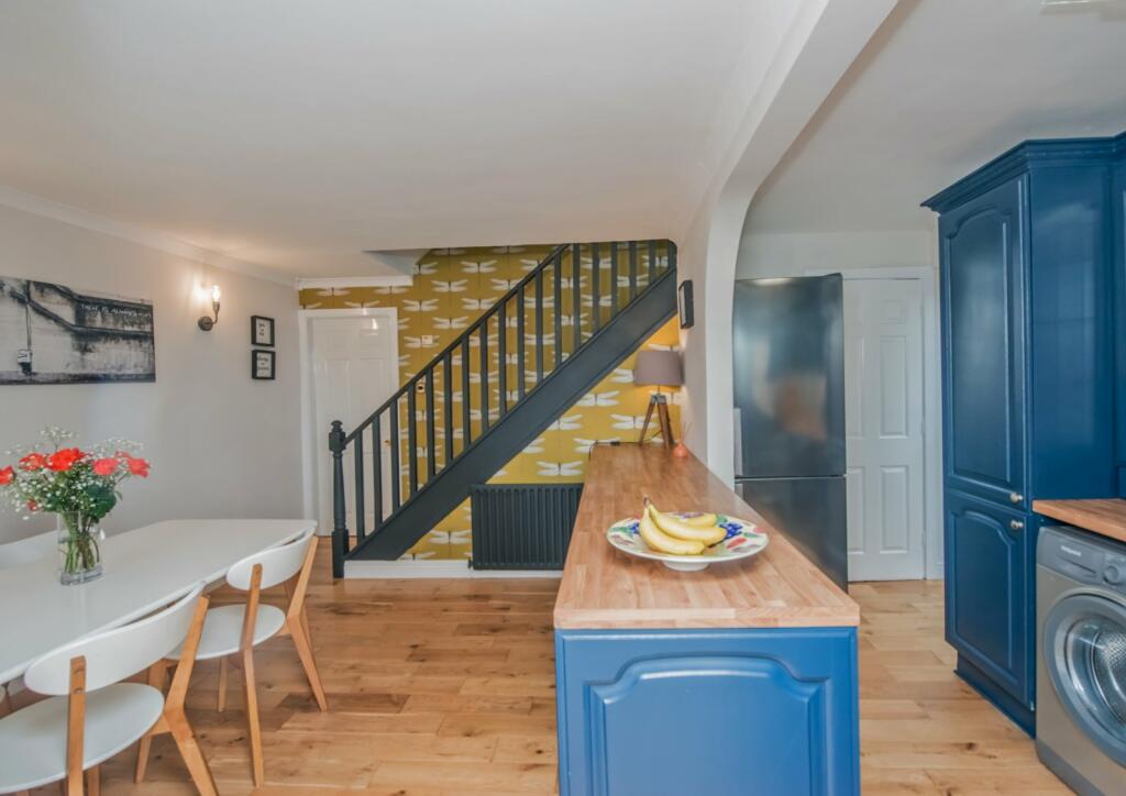 Additional property image - Bradford Road, Cleckheaton, BD19