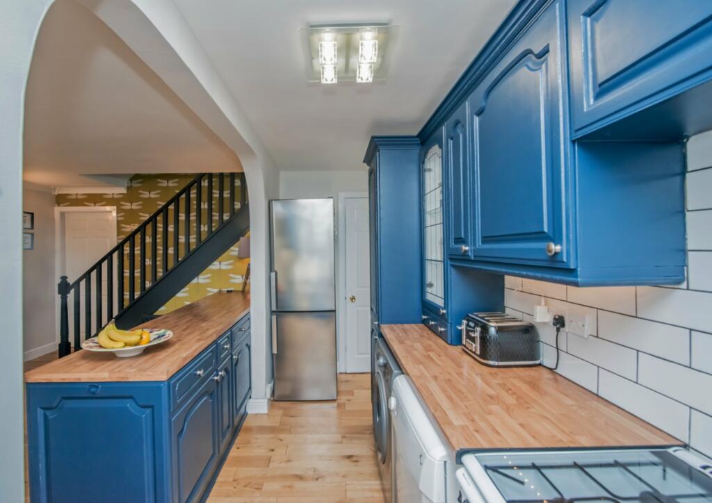 Additional property image - Bradford Road, Cleckheaton, BD19