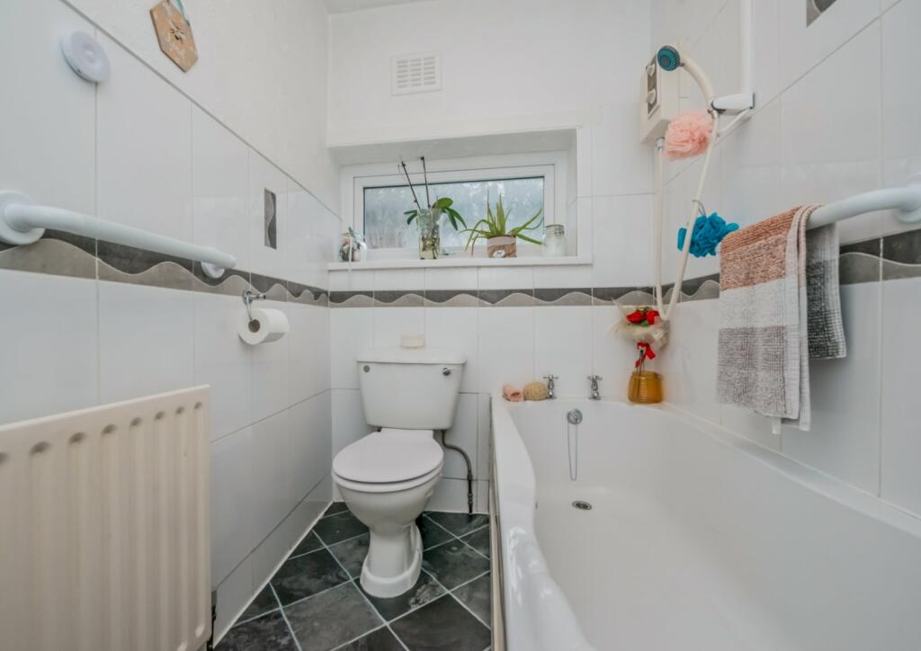 Additional property image - Pyenot Avenue, Cleckheaton, West Yorkshire, BD19