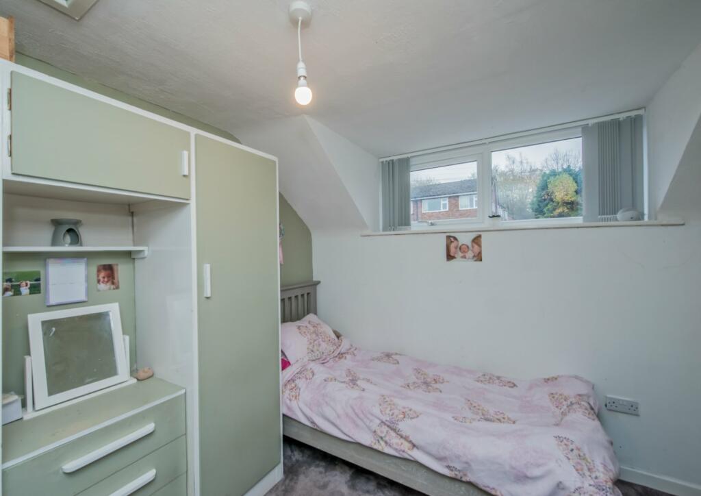 Additional property image - Vine Avenue, Cleckheaton, West Yorkshire, BD19