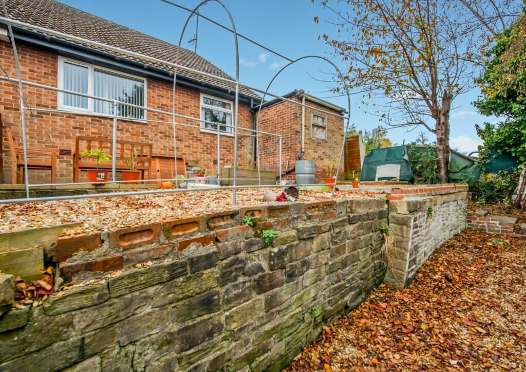 Additional property image - Vine Avenue, Cleckheaton, West Yorkshire, BD19