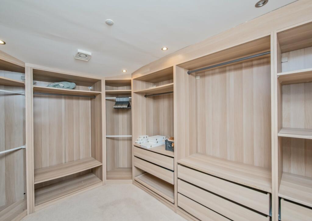 Additional property image - Halifax Road, Cleckheaton, BD19