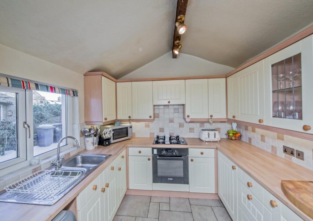 Additional property image - Knowle Lane, Wyke, Bradford, BD12