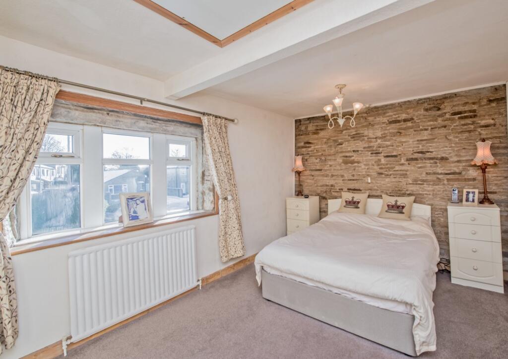 Additional property image - Knowle Lane, Wyke, Bradford, BD12
