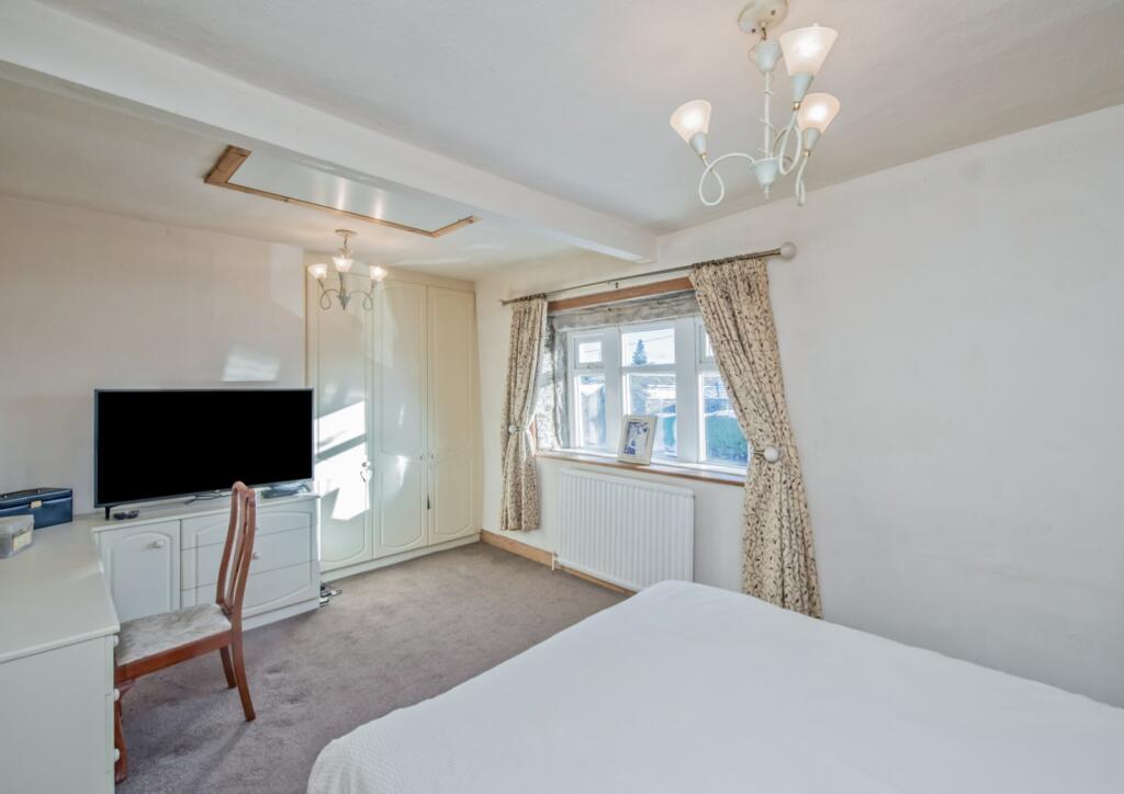 Additional property image - Knowle Lane, Wyke, Bradford, BD12