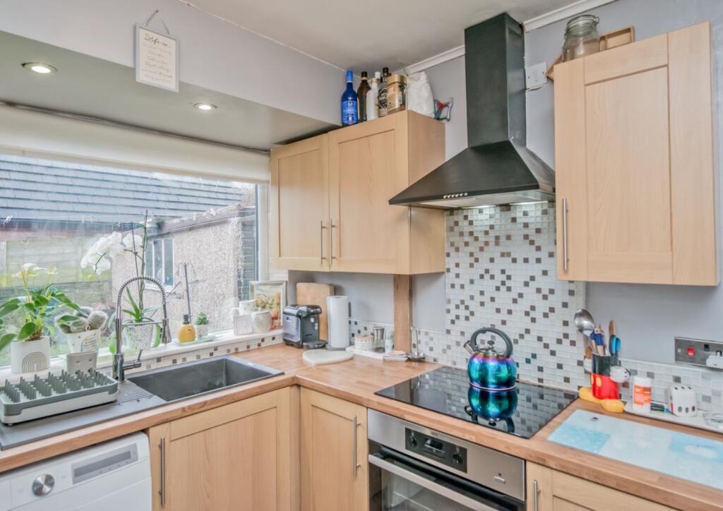 Additional property image - Hill Street, Cleckheaton, West Yorkshire, BD19
