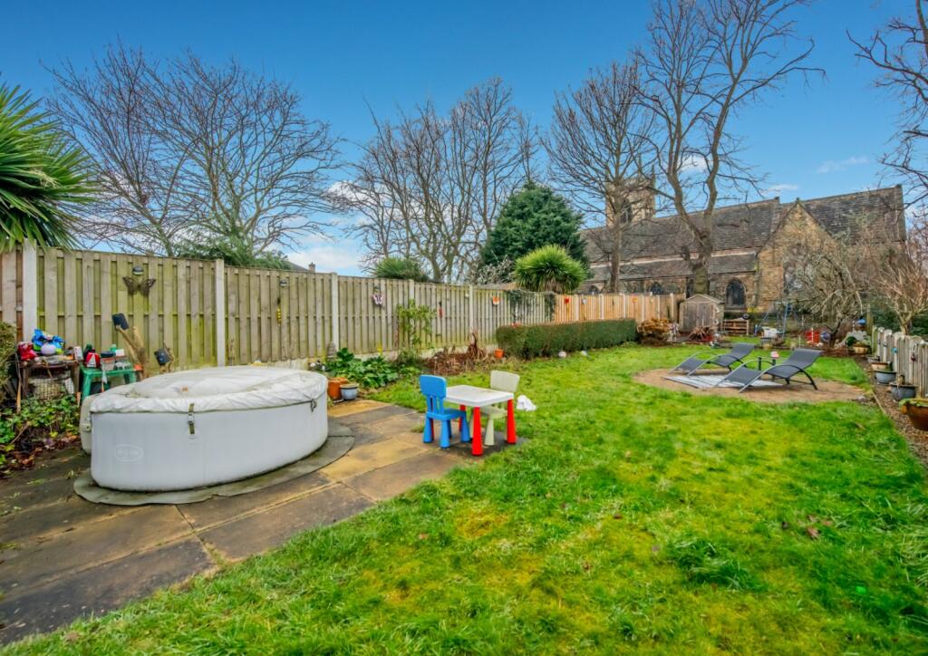 Additional property image - Shirley Grove, Gomersal, Cleckheaton, BD19