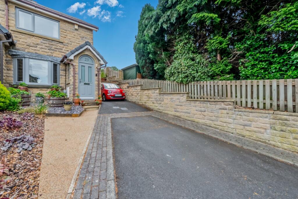 Main image of property: Green Bank, Cleckheaton, West Yorkshire, BD19