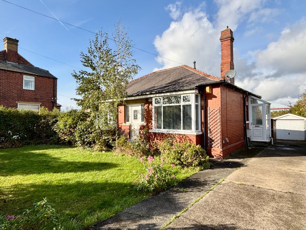 Main image of property: Leeds Old Road, White Lee, Heckmondwike, WF16