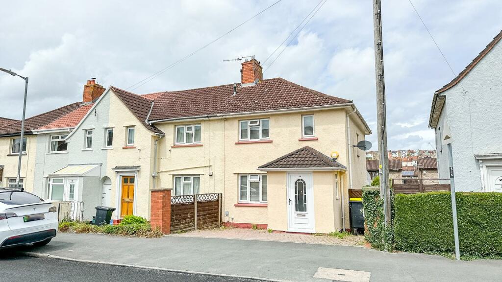 3 bedroom end of terrace house for sale in Marksbury Road , Bristol