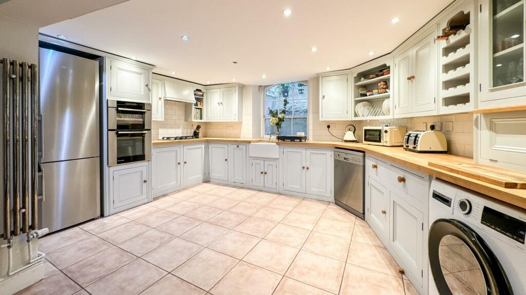 Additional property image - Camden Terrace, Clifton, Bristol, BS8