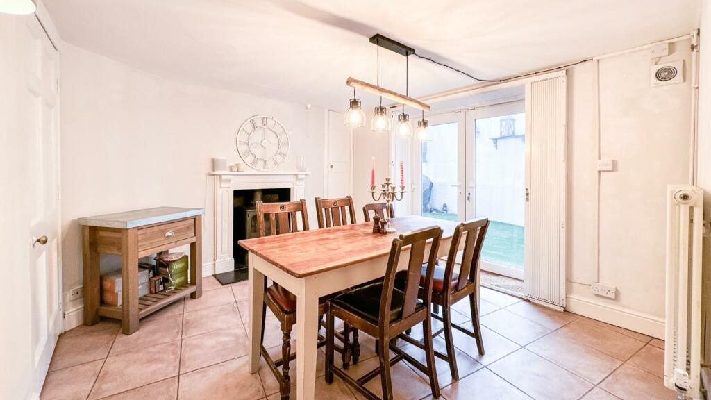 Additional property image - Camden Terrace, Clifton, Bristol, BS8