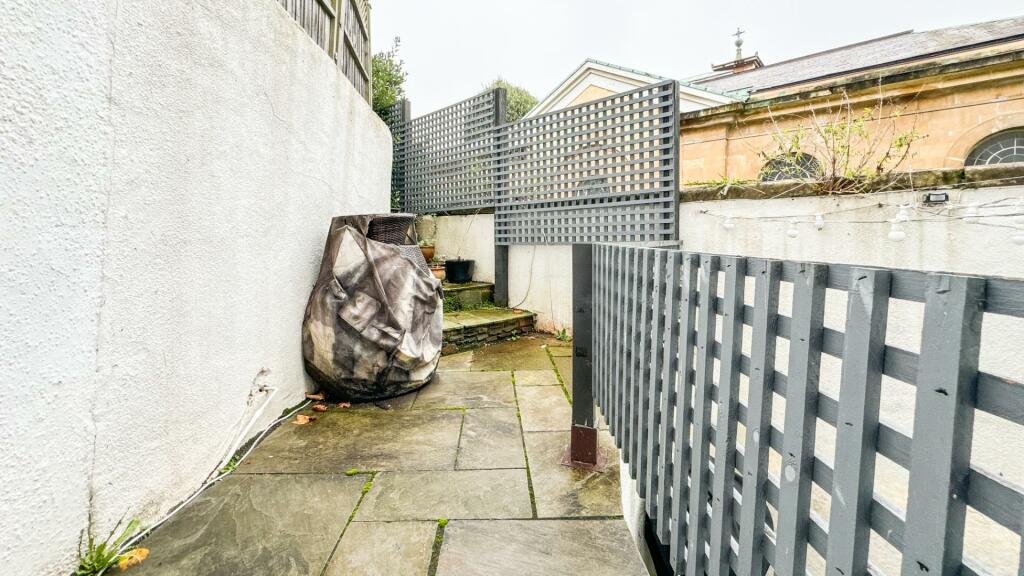 Additional property image - Camden Terrace, Clifton, Bristol, BS8